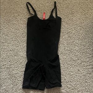 SPANX Black Spanxshape Invisible Open Bust Mid Thigh Bodysuit Size Small